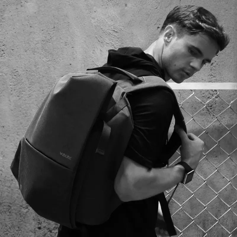 UrbanTech USB Backpack